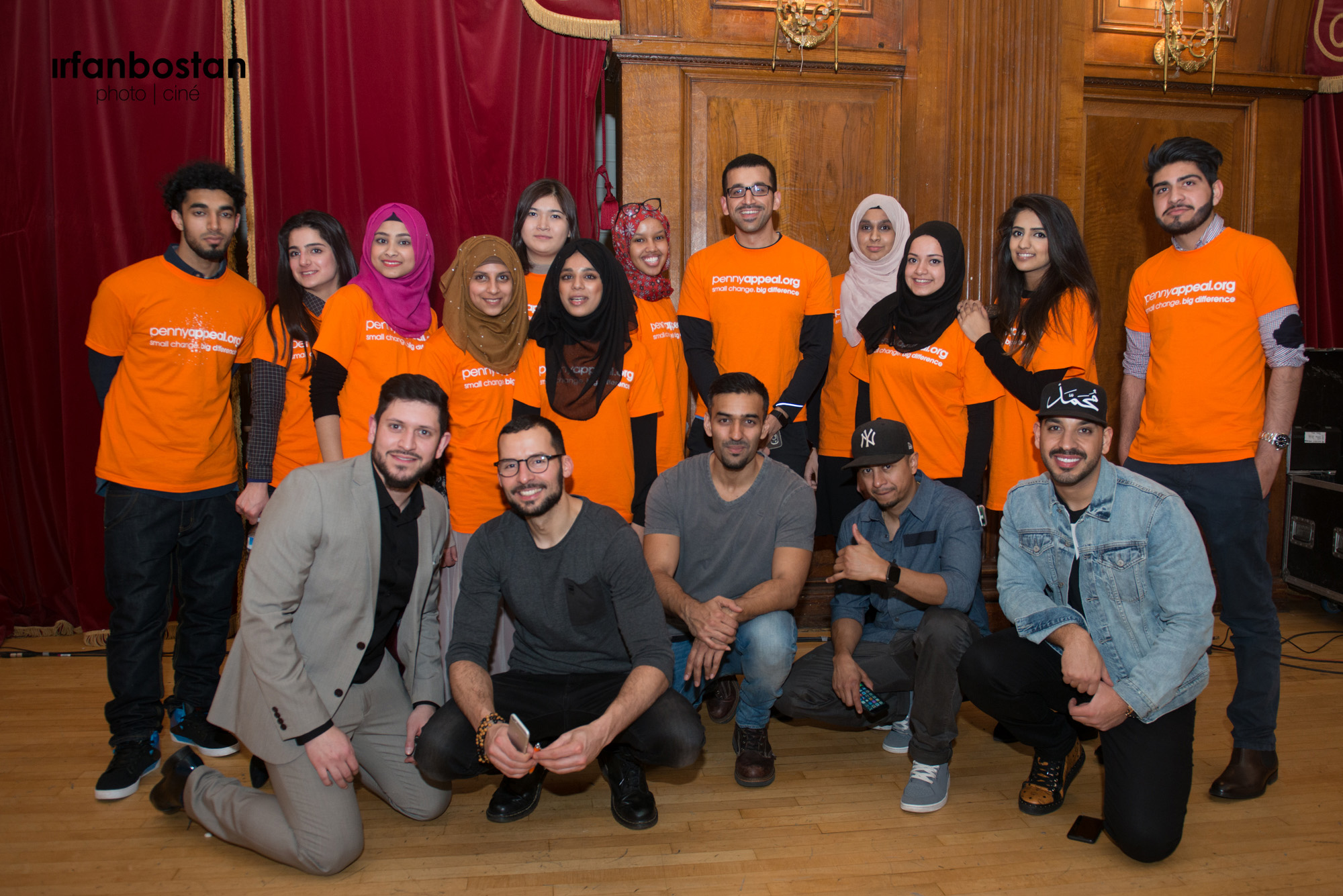 TeamOrange volunteers